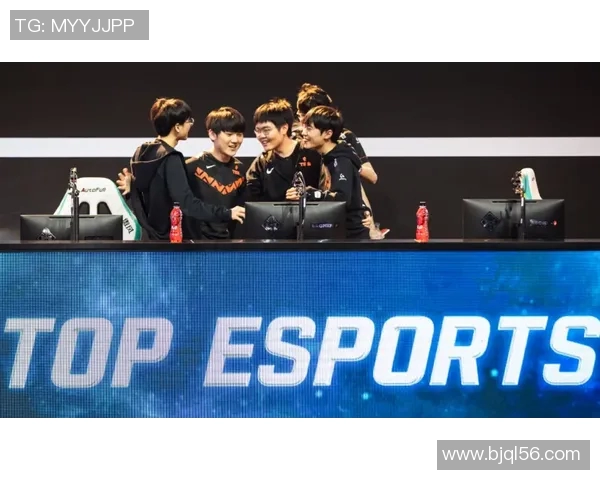 TES战队与FLY战队赛后语音精彩回顾与分析分享