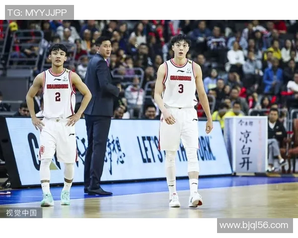广东队与广厦队精彩对决回顾分析全场亮点与关键时刻逐一解读 广东队与广厦队精彩对决回顾分析全场亮点与关键时刻逐一解读